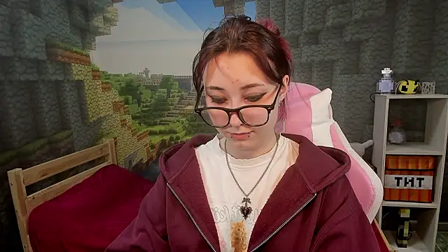 ClaraParks online show from 02/15/26, 07:21