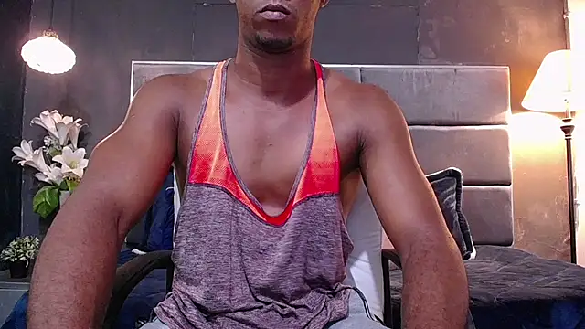 Snapshot of blackbignude chatting on 10/19/25, 01:28 blackbignude online show from 10/19/25, 01:28