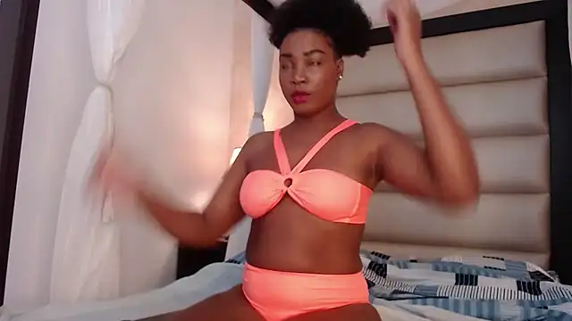 AvaLucci online show from 10/18/25, 12:39