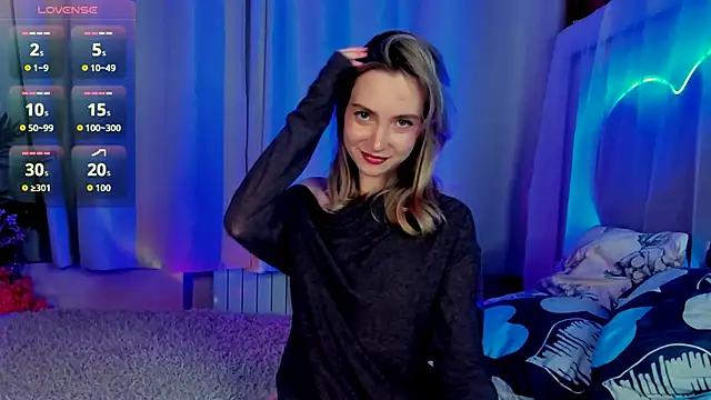 EllaBloom online show from 12/03/25, 03:43