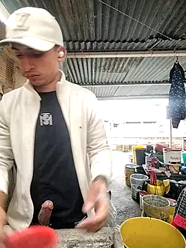 Dani22cmhot online show from 01/10/26, 06:42