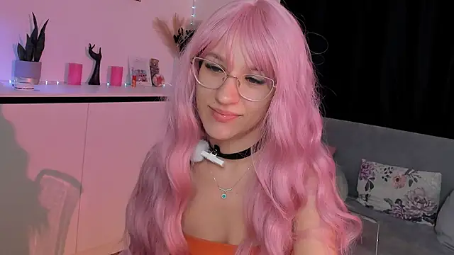 EvaBllake online show from 10/04/25, 05:49