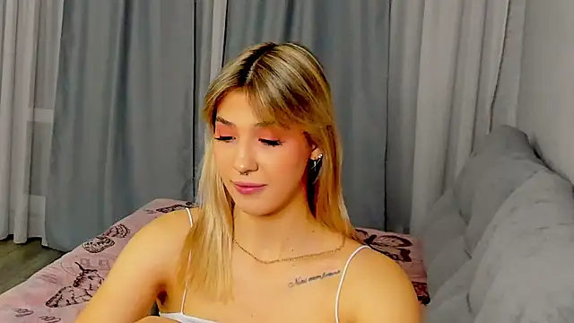 Bella svon online show from 10/05/25, 03:10