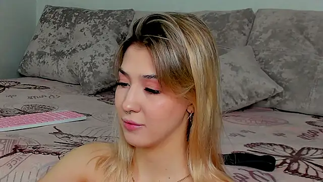 Bella svon online show from 12/05/25, 04:25