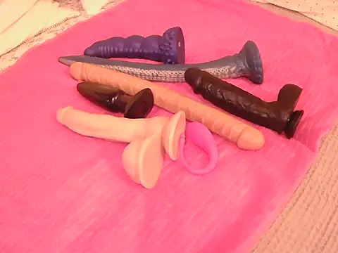 kimTgirl online show from 01/17/26, 12:10