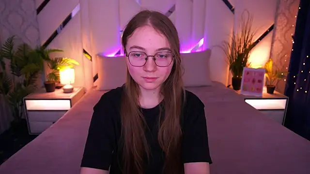 ArrinaWairr online show from 02/11/26, 08:52