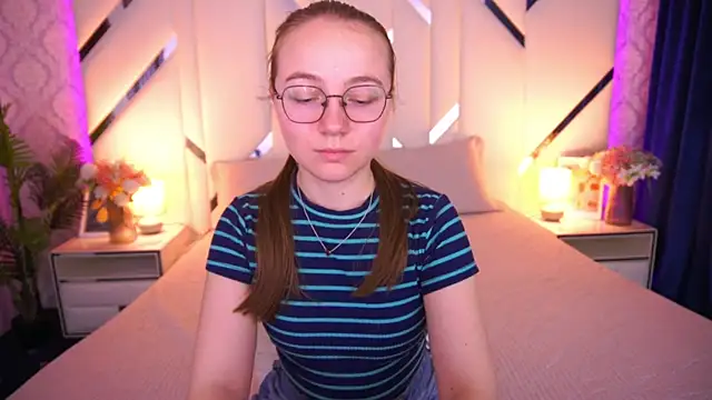 ArrinaWairr online show from 05/26/26, 07:15