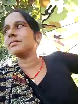 Cutreet online show from 09/21/25, 10:39