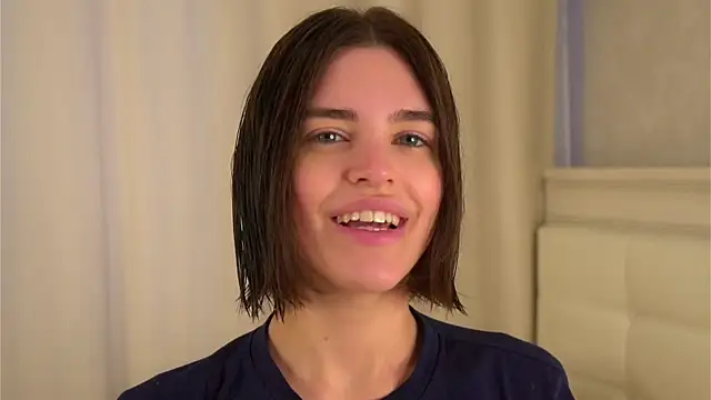 EleneButton online show from 04/12/26, 01:21