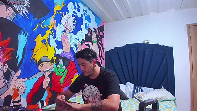 Snapshot of RoxyandAron2 chatting on 02/07/26, 06:55 RoxyandAron2 online show from 02/07/26, 06:55