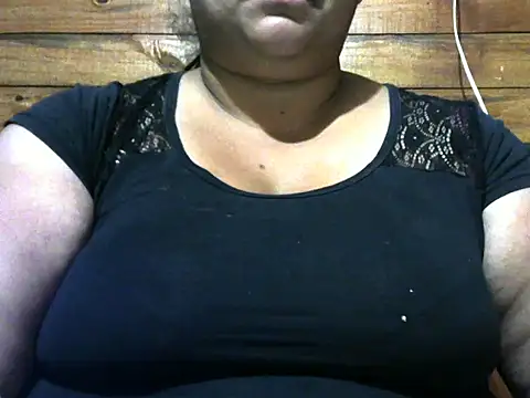 MARRENTINHA34 online show from 10/21/25, 04:41