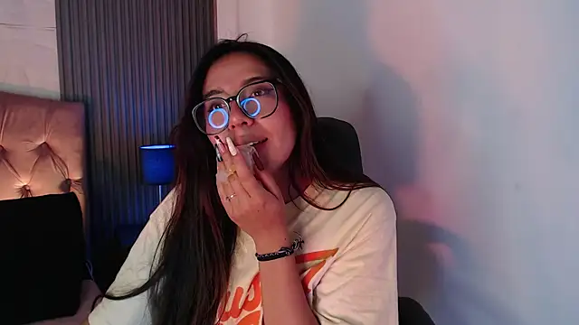 Bonnali lune online show from 11/01/25, 10:01