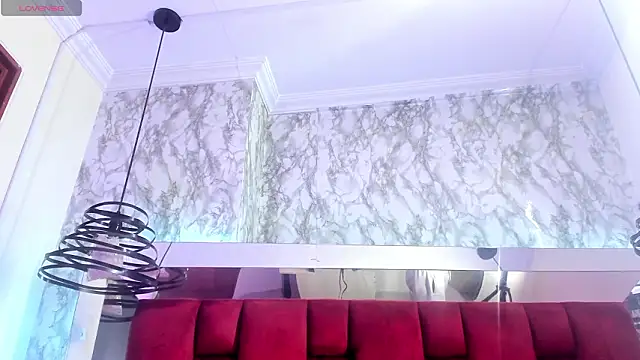 Snapshot of Sheilly_brown chatting on 02/13/26, 09:44 Sheilly brown online show from 02/13/26, 09:44