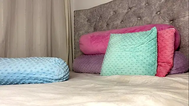 Gabrielatafur online show from 04/18/26, 03:10