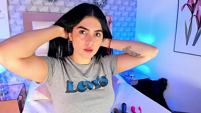 Sasha  sims   online show from 10/15/25, 11:54