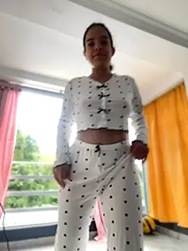 JuanitaMore01 online show from 10/31/25, 02:29