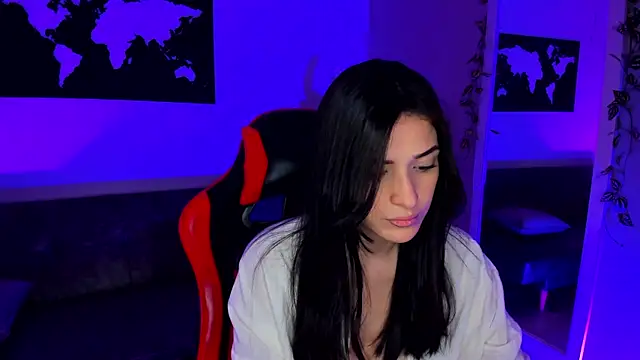 ZoeValencia1 online show from 10/25/25, 12:34