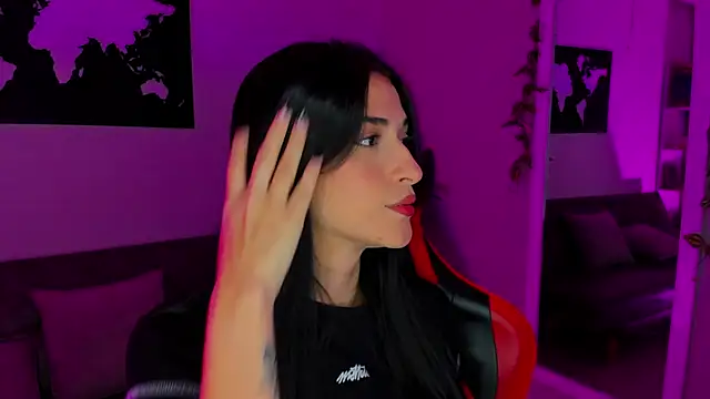 ZoeValencia1 online show from 04/16/26, 12:50