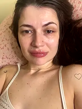 Cute Erika online show from 11/26/25, 10:49