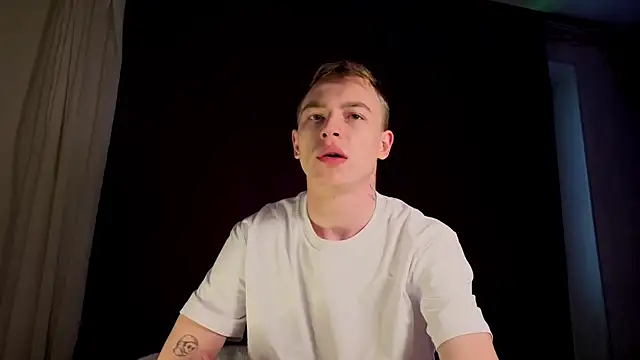 callmealexthx online show from 01/19/26, 07:56