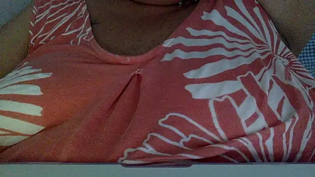 LaReginaNera online show from 06/27/26, 12:22
