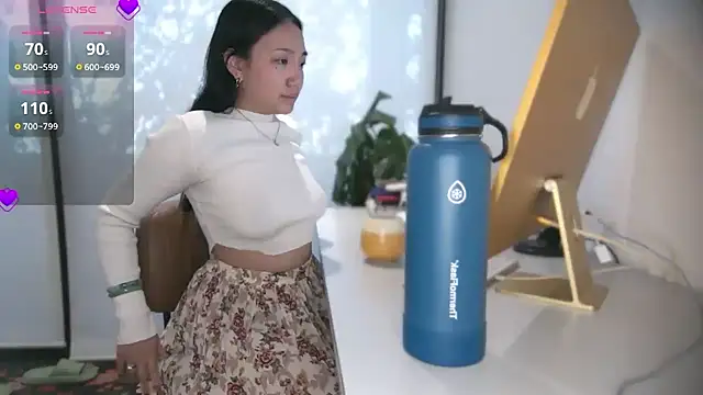 yuzhara online show from 10/15/25, 01:55