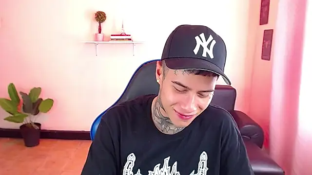 setthomas online show from 11/11/25, 02:39