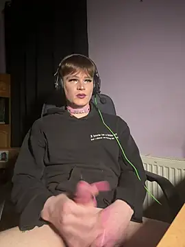 FemboyShow online show from 01/17/26, 04:43