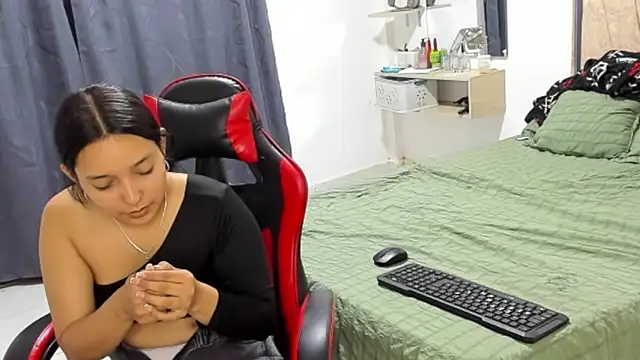 camalara online show from 02/18/26, 11:44