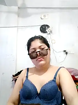 Nusrat-N online show from 09/30/25, 01:32