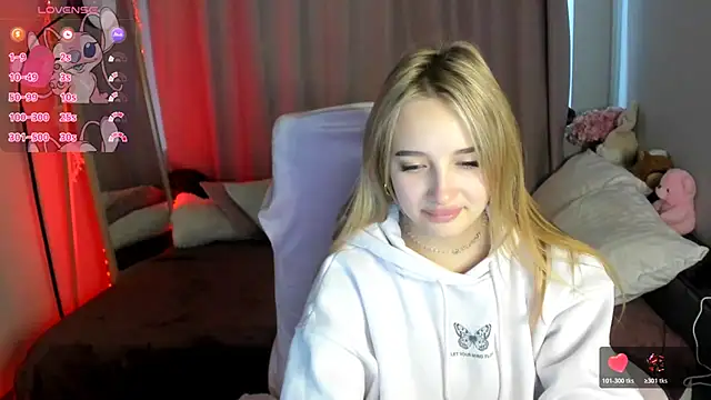 TaisiaHot online show from 12/23/25, 09:51