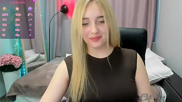 TaisiaHot online show from 05/02/26, 08:08