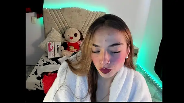 Mia Victoria22 online show from 03/20/26, 04:23