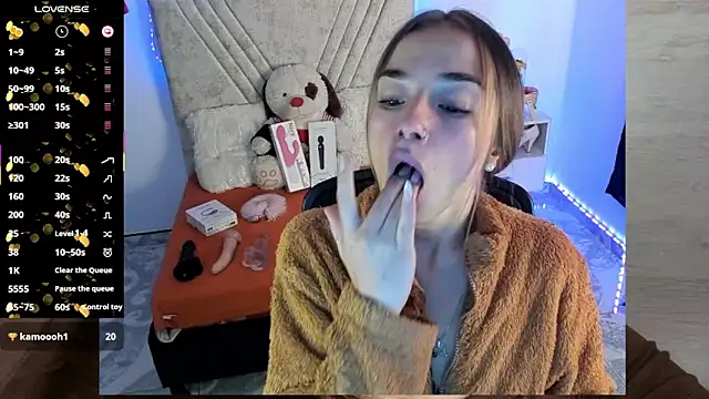 Mia Victoria22 online show from 07/02/26, 08:04