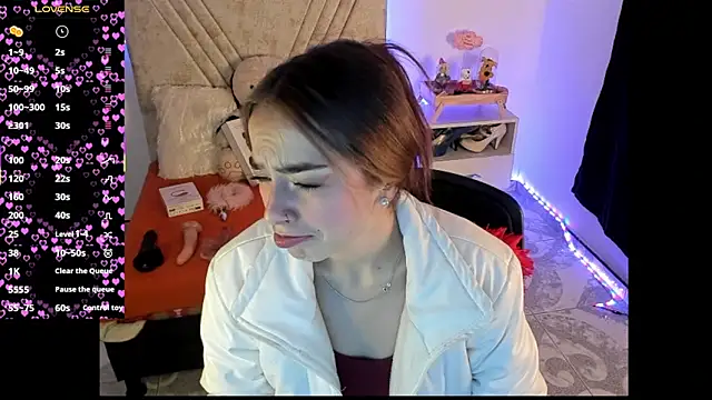 Mia Victoria22 online show from 08/04/26, 02:15