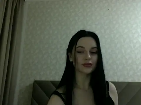 Lulii24 online show from 11/05/25, 11:27