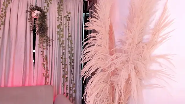 AdharaSweet1  online show from 04/15/26, 06:20