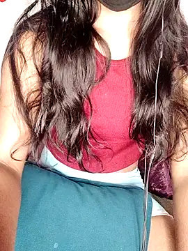 trending tamizhachii online show from 11/14/25, 05:06