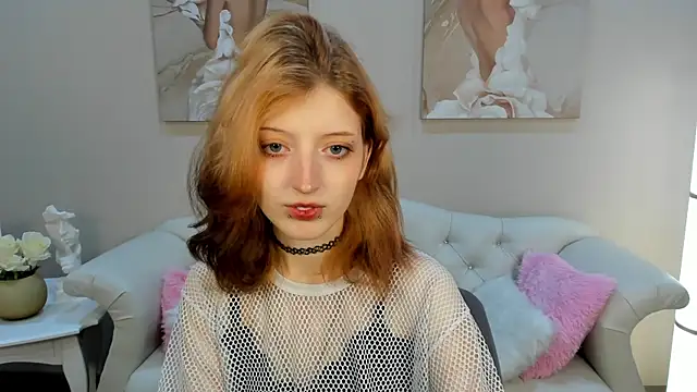 MistyMarlo online show from 10/04/25, 06:17