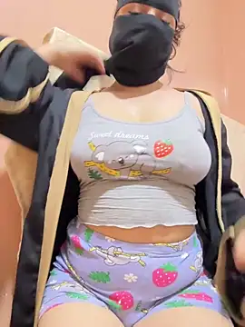  Laiali  online show from 12/15/25, 02:10