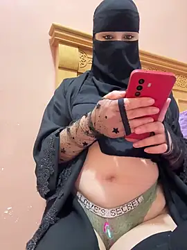  Laiali  online show from 02/10/26, 01:04