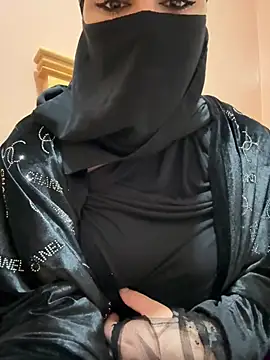  Laiali  online show from 02/28/26, 10:33