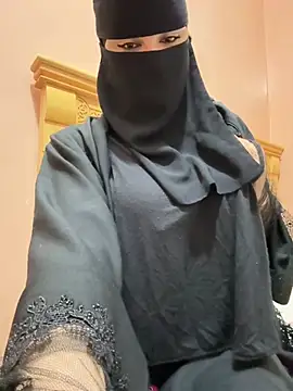  Laiali  online show from 04/01/26, 03:42