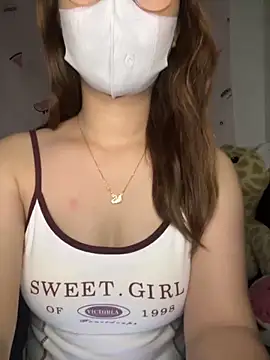 Snapshot of Meowyeuk6 chatting on 09/30/25, 03:28 Meowyeuk6 online show from 09/30/25, 03:28