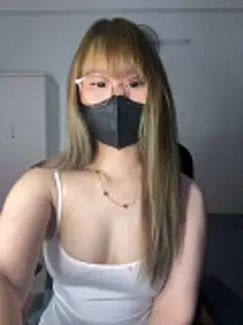 Meowyeuk6 online show from 04/01/26, 05:08