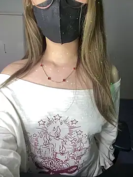 Meowyeuk6 online show from 04/06/26, 06:14