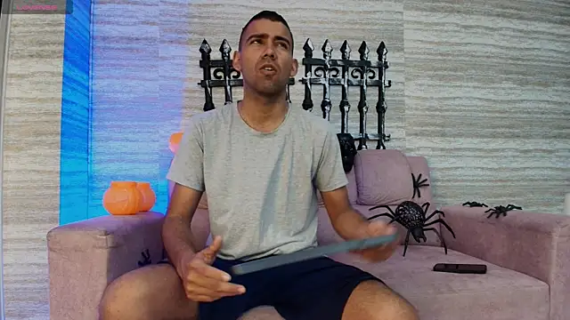 magnus serket online show from 10/22/25, 11:43