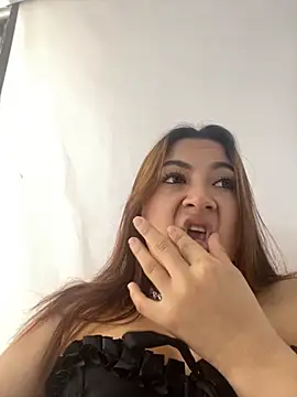 MacarenaRosse online show from 10/23/25, 07:34