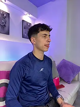 AdrianRinaldi online show from 09/16/25, 09:05