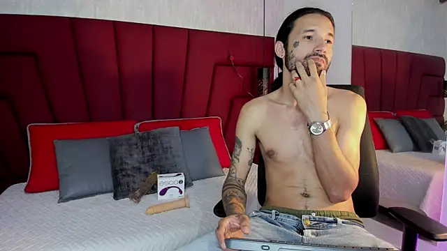 Hisoka 011 online show from 11/05/25, 09:48